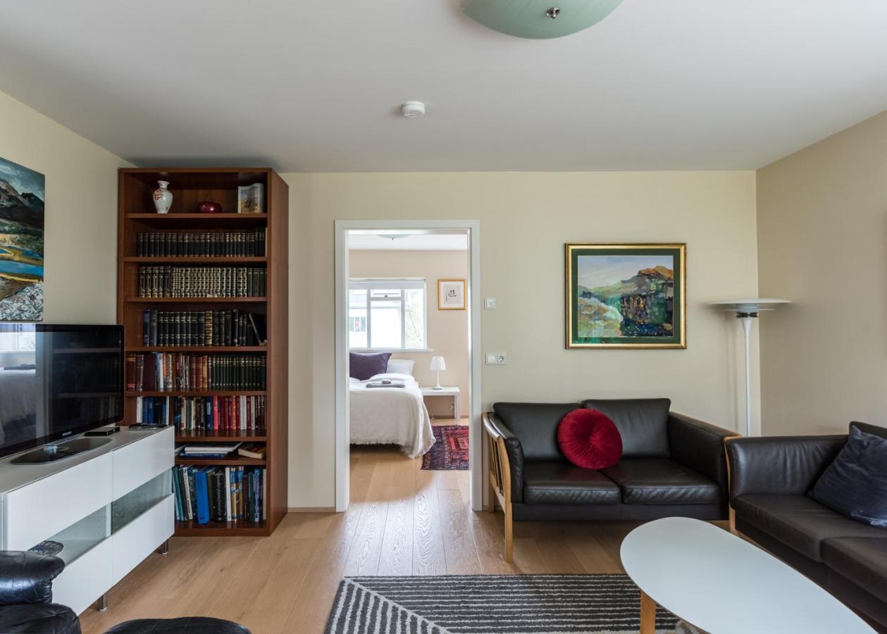 Guesthouse Akureyri - Apartments Near Down Town Dış mekan fotoğraf